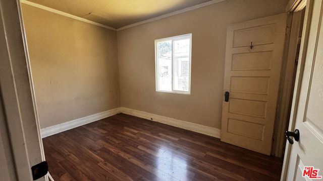 5717 4th Avenue, Los Angeles, CA 90043