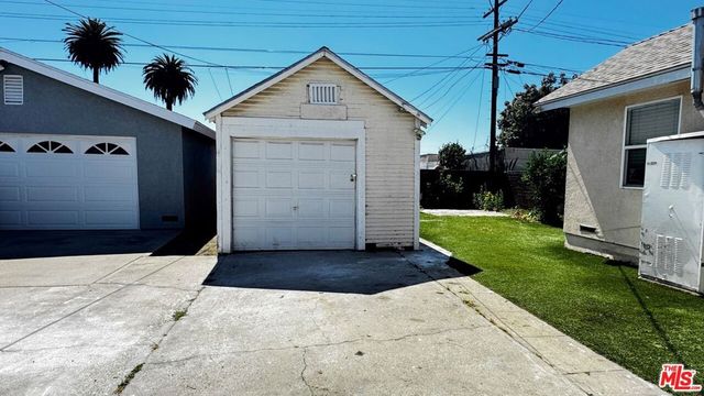 5717 4th Avenue, Los Angeles, CA 90043