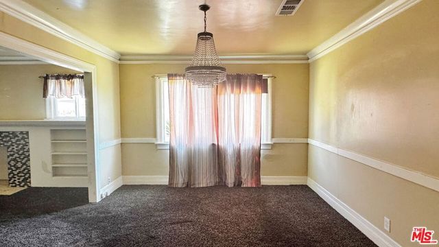 5717 4th Avenue, Los Angeles, CA 90043