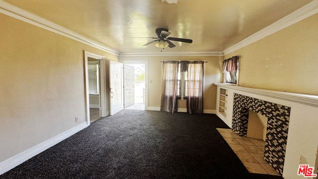 5717 4th Avenue, Los Angeles, CA 90043