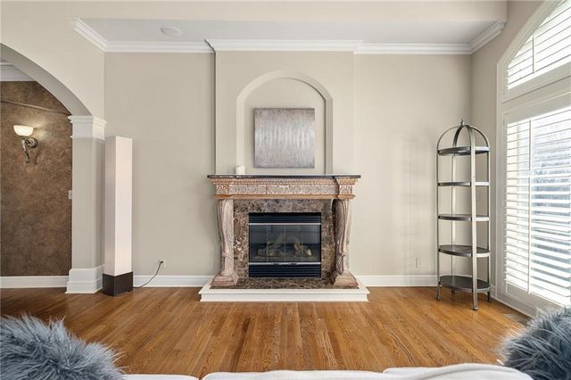 8920 Pine Street, Lenexa, KS 66220