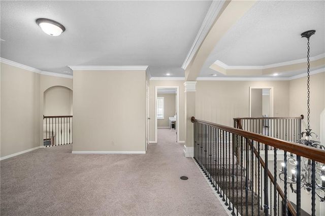 8920 Pine Street, Lenexa, KS 66220