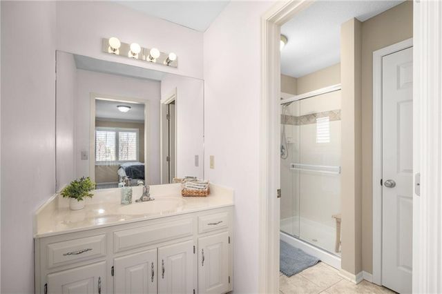 8920 Pine Street, Lenexa, KS 66220