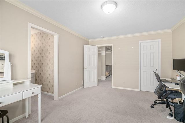 8920 Pine Street, Lenexa, KS 66220