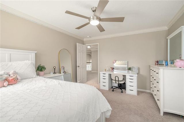 8920 Pine Street, Lenexa, KS 66220