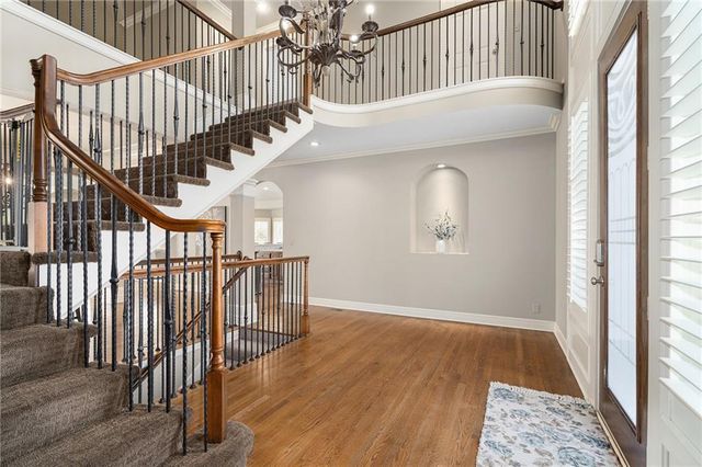 8920 Pine Street, Lenexa, KS 66220