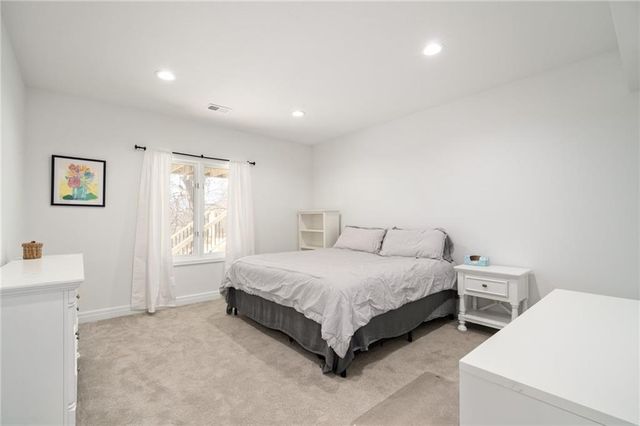 8920 Pine Street, Lenexa, KS 66220