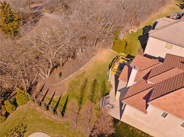 8920 Pine Street, Lenexa, KS 66220