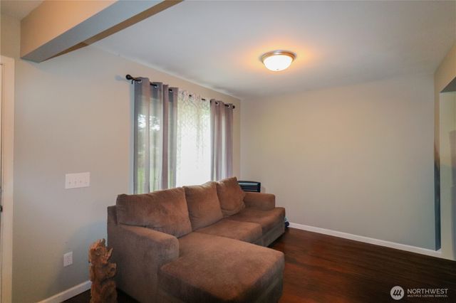 17211 Hound Dog Lane SW, Rochester, WA 98579
