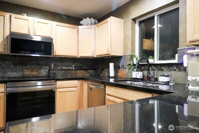 17211 Hound Dog Lane SW, Rochester, WA 98579