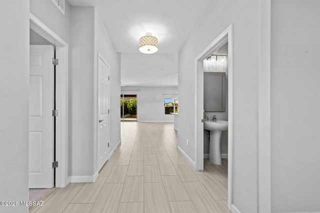 8874 W Saguaro Skies Road, Marana, AZ 85653