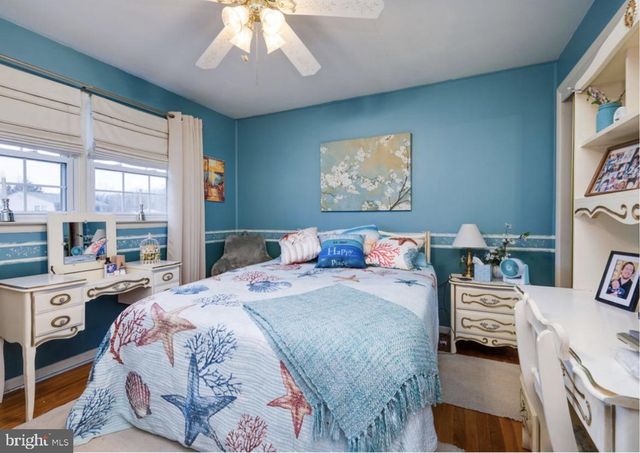 21 HEARTHSTONE DR, Reading, PA 19606