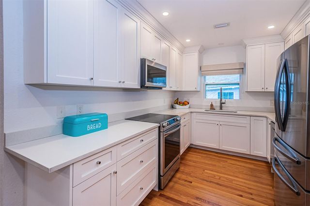 2657 44TH STREET S, Gulfport, FL 33711