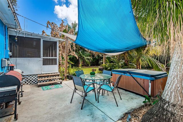 2657 44TH STREET S, Gulfport, FL 33711