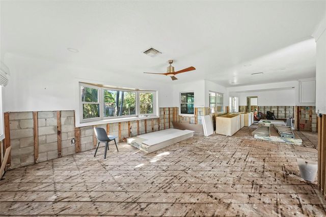 2657 44TH STREET S, Gulfport, FL 33711
