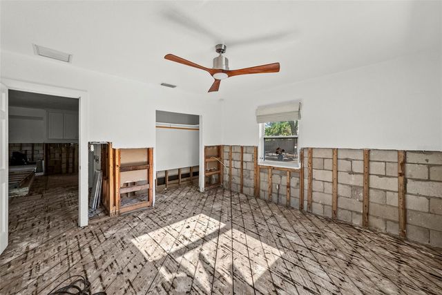 2657 44TH STREET S, Gulfport, FL 33711