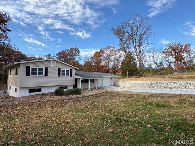 410 Raymond Drive, Unincorporated, MO 63366