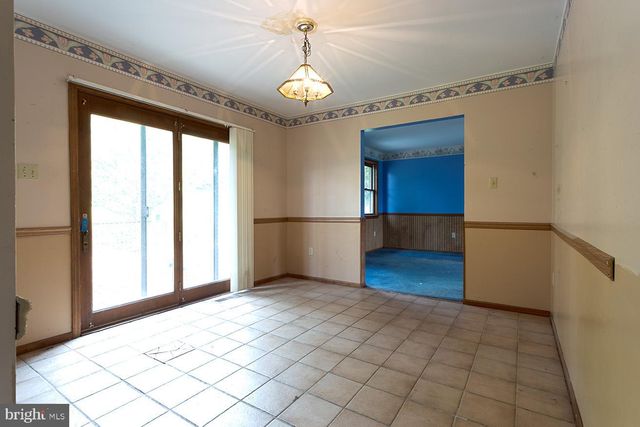 406 MILLER RD, Reading, PA 19608