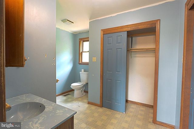 406 MILLER RD, Reading, PA 19608