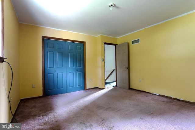 406 MILLER RD, Reading, PA 19608