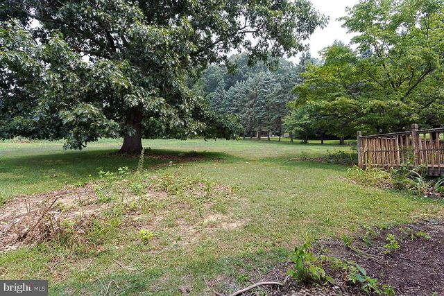 406 MILLER RD, Reading, PA 19608