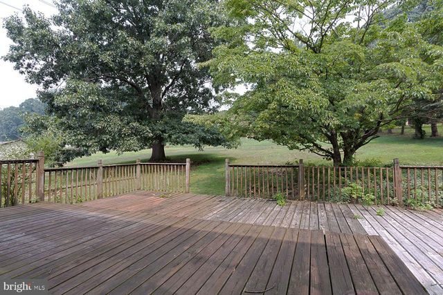 406 MILLER RD, Reading, PA 19608