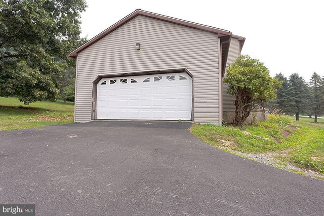 406 MILLER RD, Reading, PA 19608