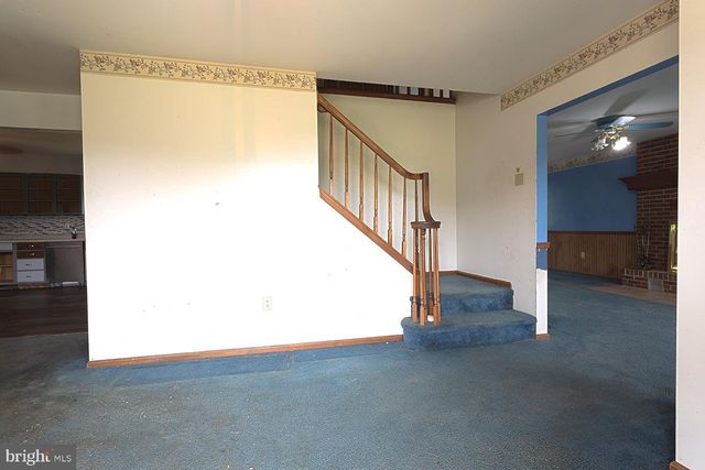 406 MILLER RD, Reading, PA 19608