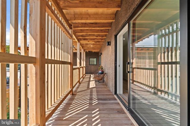 21 OVERBECK ALLEY NE, Washington, DC 20002