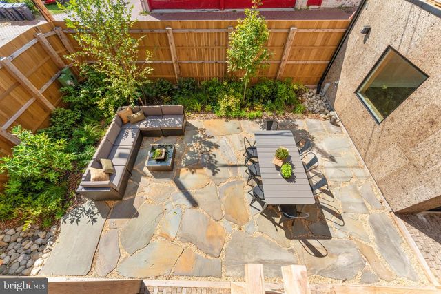 21 OVERBECK ALLEY NE, Washington, DC 20002