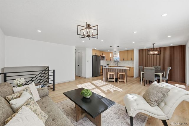 7464 W 73rd Place, Arvada, CO 80003