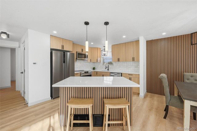 7464 W 73rd Place, Arvada, CO 80003