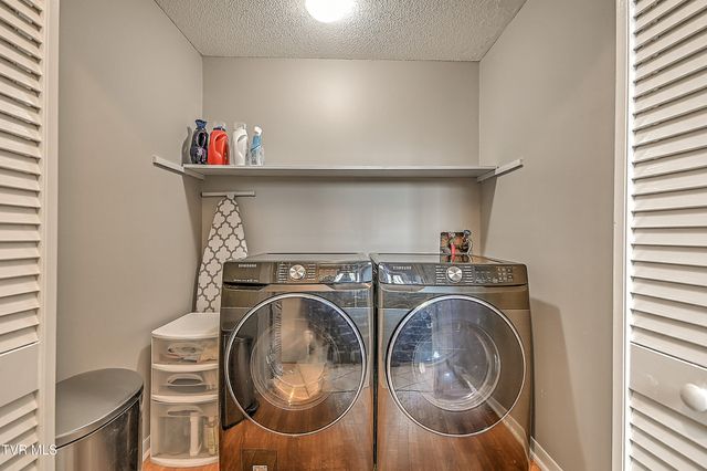 428 Timber Oak Drive, Bristol, VA 24201