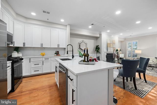 522 N ROYAL ST, Alexandria, VA 22314