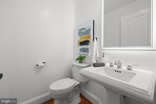 522 N ROYAL ST, Alexandria, VA 22314