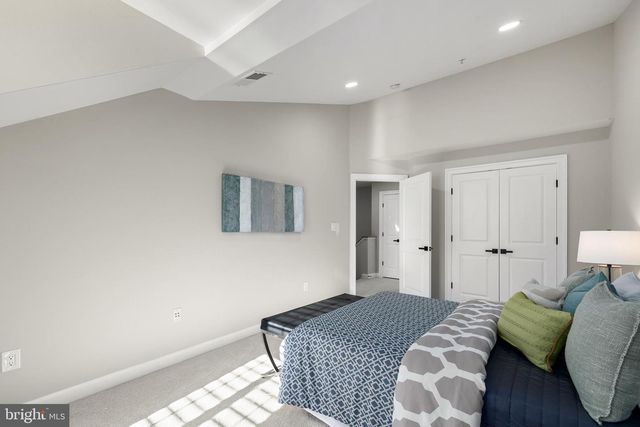 522 N ROYAL ST, Alexandria, VA 22314