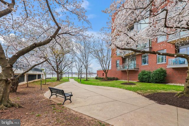 522 N ROYAL ST, Alexandria, VA 22314