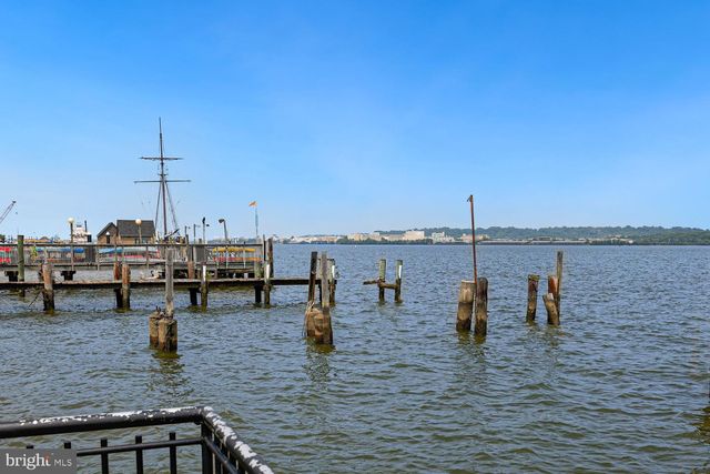 522 N ROYAL ST, Alexandria, VA 22314