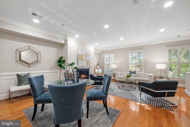 522 N ROYAL ST, Alexandria, VA 22314