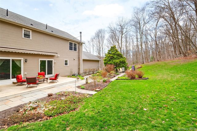 33 Orchard Court, Brewster, NY 10509