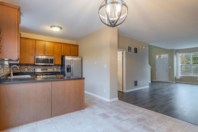 11742 Broadway, Crown Point, IN 46307