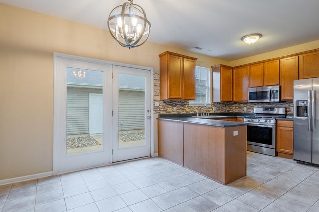 11742 Broadway, Crown Point, IN 46307