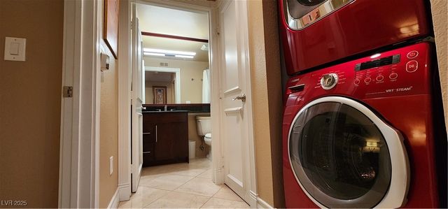 210 East Flamingo Road 326, Las Vegas, NV 89169