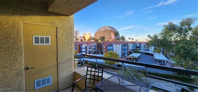 210 East Flamingo Road 326, Las Vegas, NV 89169
