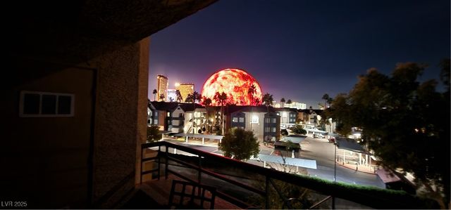 210 East Flamingo Road 326, Las Vegas, NV 89169