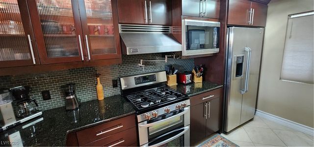 210 East Flamingo Road 326, Las Vegas, NV 89169