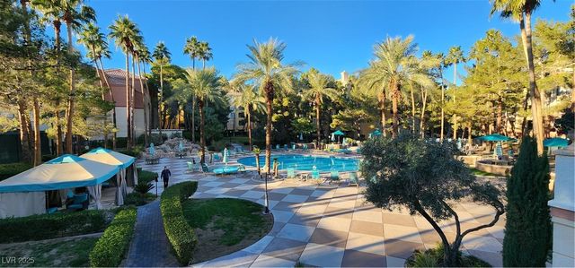 210 East Flamingo Road 326, Las Vegas, NV 89169