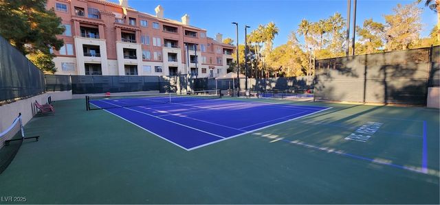 210 East Flamingo Road 326, Las Vegas, NV 89169