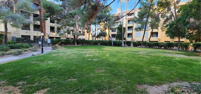 210 East Flamingo Road 326, Las Vegas, NV 89169