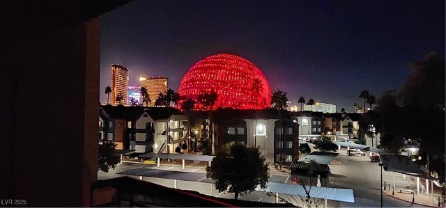 210 East Flamingo Road 326, Las Vegas, NV 89169